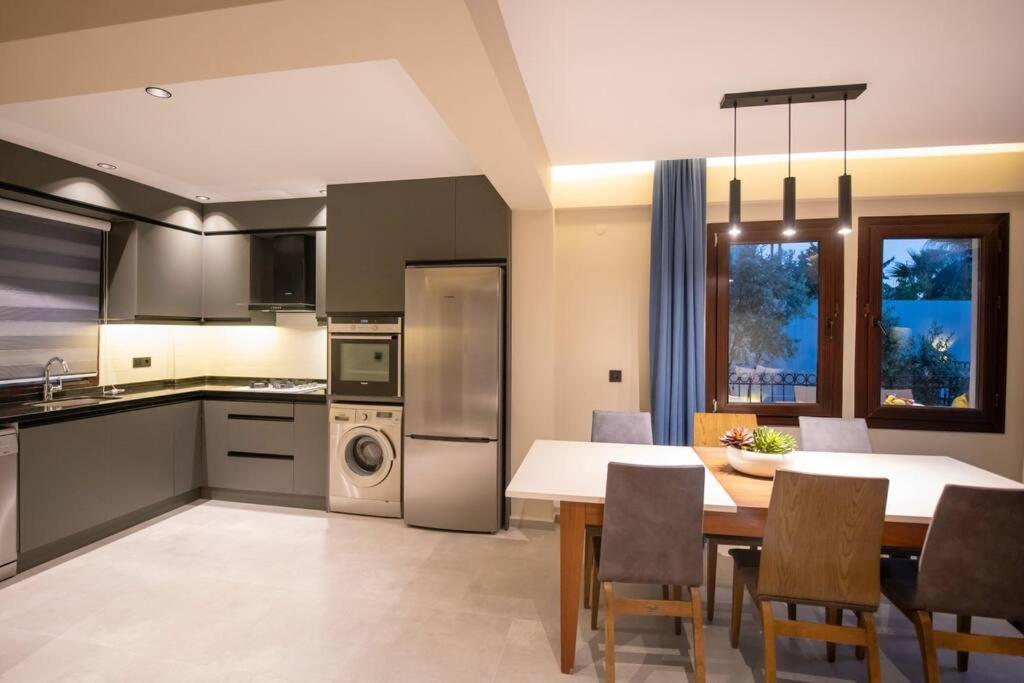 Havuzlu Korunakli Jakuzili Villa Fethiye Exterior foto